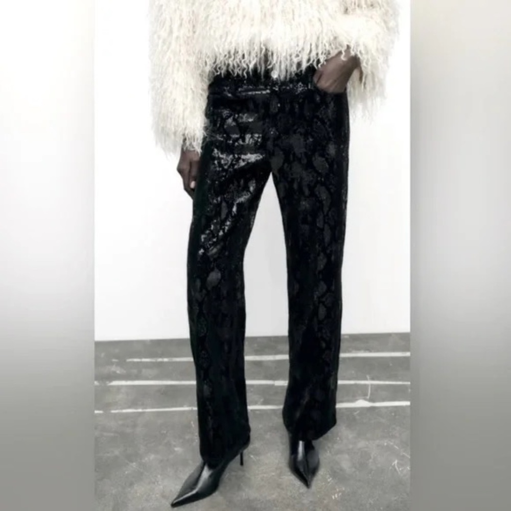 Stunning! Zara Black Velvet Pants-Sequins in Snakeskin Pattern 🔥 NWOT Size 00